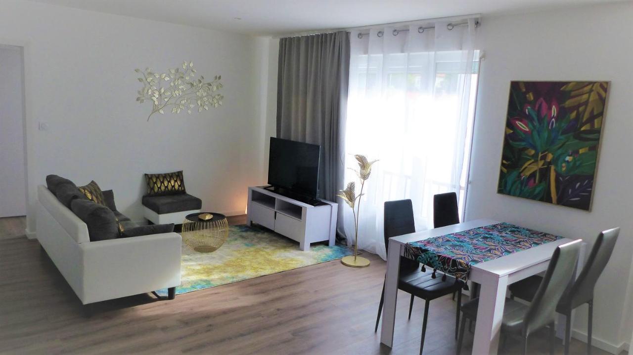 La Pierre 3 Tartas Экстерьер фото